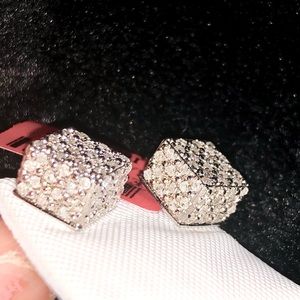 REAL DIAMOND NATURAL EARRINGS NOT CZ NOT FAKE SALE